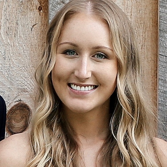 Meet your Posher, Caitlyn - Picture 1 of 1